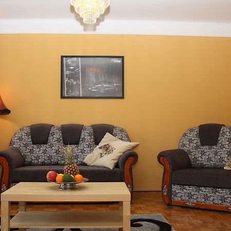 Highland Apartment بودابست الغرفة الصورة
