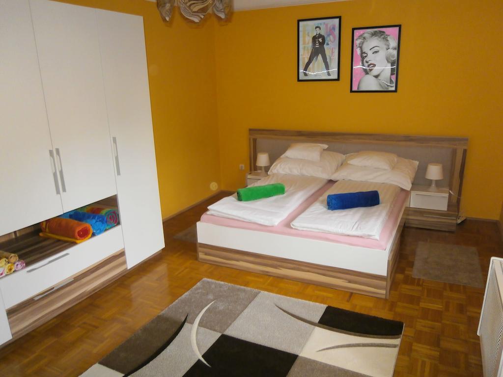 Highland Apartment بودابست الغرفة الصورة